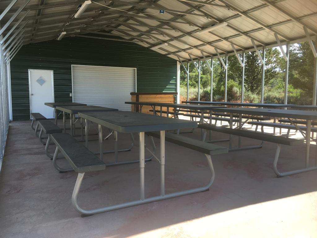 מונטיצ'לו Lupine Cabin, Glamour Camping, Stunning Skies And Sunrise Views מראה חיצוני תמונה